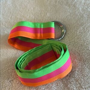 Grosgrain Ribbon Belt from Vineyard Vines   Women’s large , super prep !